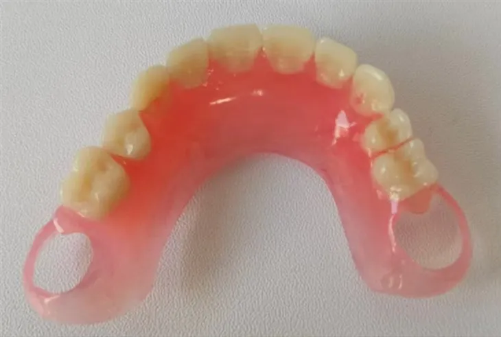 Hammaslääketieteellinen laadukas valpoli ikkunan suunnittelulaboratoriolla